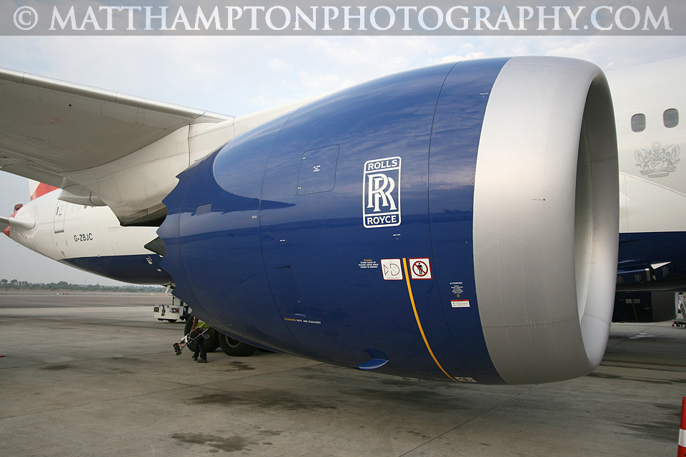 787 with Rolls Royce Trent 1000 engine